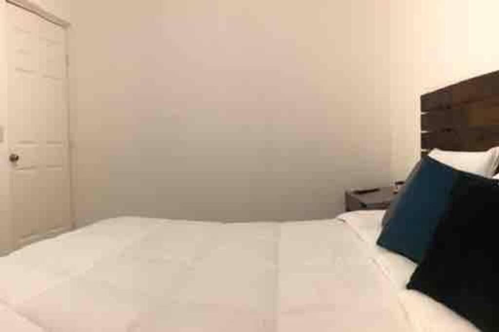 Comfortable And Private House 2 Bedrooms Wifi Parking Free Monterrey Esterno foto